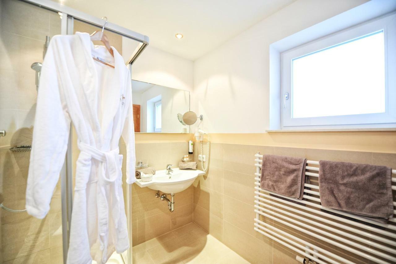 Aparthotel Alp Tiroler Adler 4*